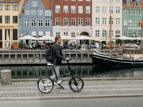 Een Goedkope Elektrische Fiets Heren Verlaagt Dagelijkse Reiskosten